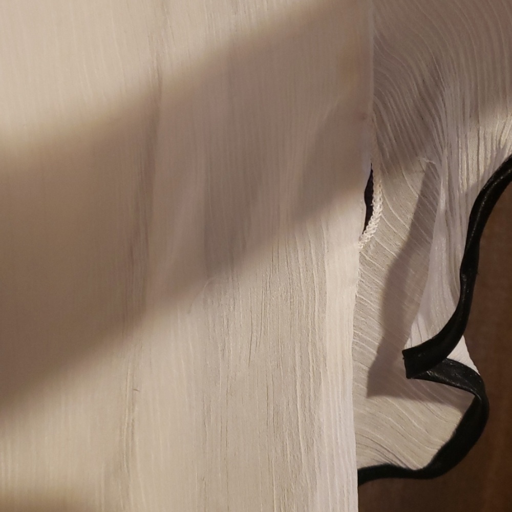Blouse - Picture 3 of 3